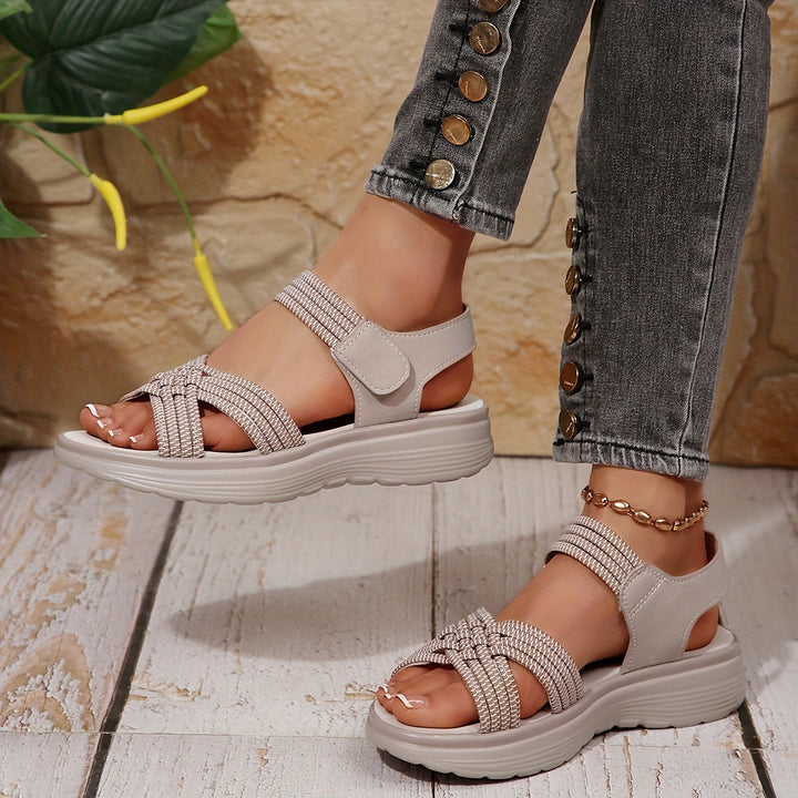 Damen Sportliche Sandalen mit geflochtenen Riemen und gepolsterter Sohle Drune
