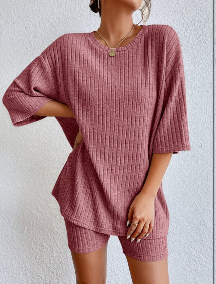 Damen Bequemes Kurzarm-Oberteil und Radlerhose Set Drune