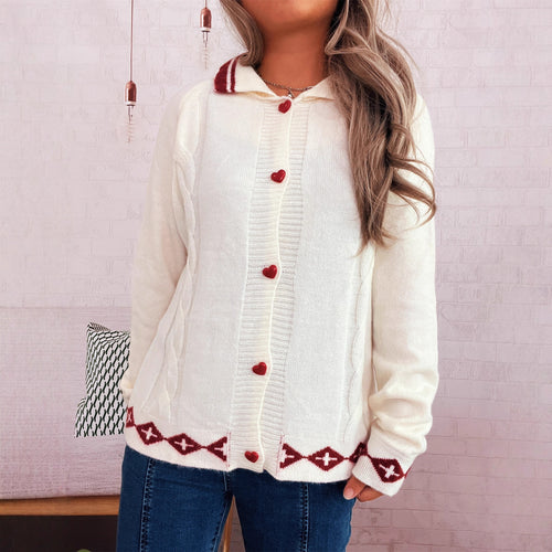 Damen Strickjacke mit kreativem Zopfmuster und modernen Knopfdetails Drune
