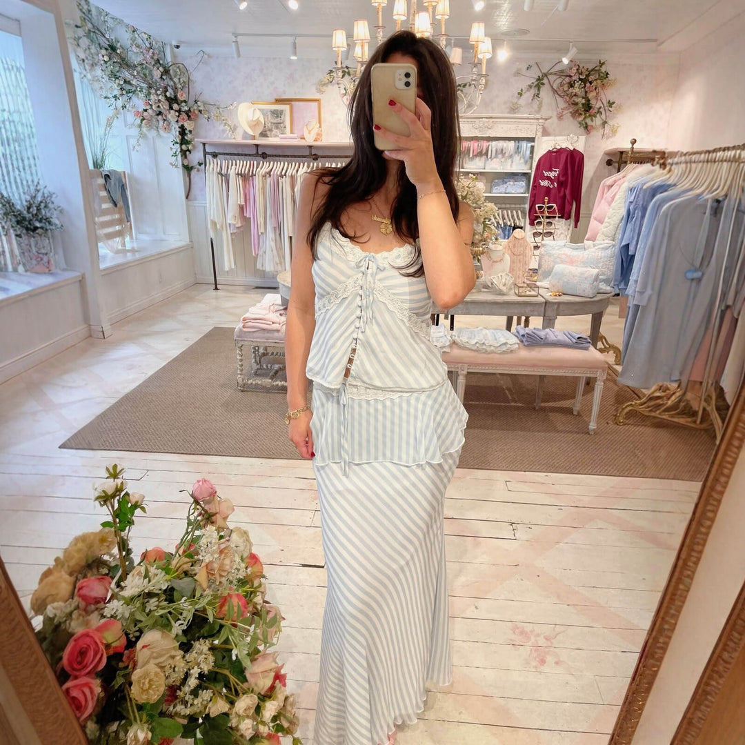 Damen Elegantes Etuikleid mit Rüschen und transparenten Einsätzen Drune