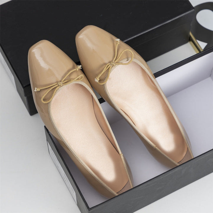 Damen elegante Ballerinas mit feinem Lackleder-Obermaterial und modischem Schleifen-Detail Drune