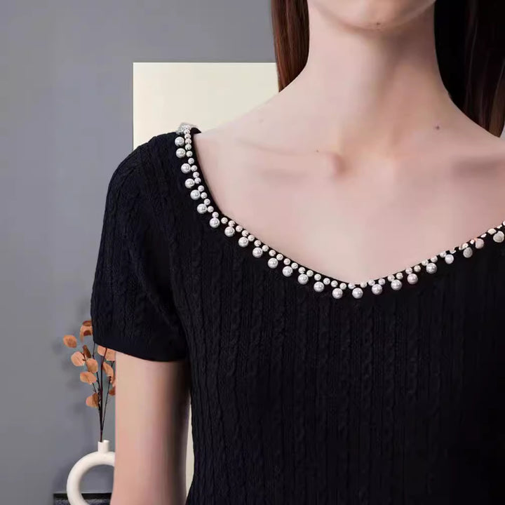 Damen Modisches Crop-Top mit elegantem Rundhalsausschnitt und dekorativen Knopfdetails Drune