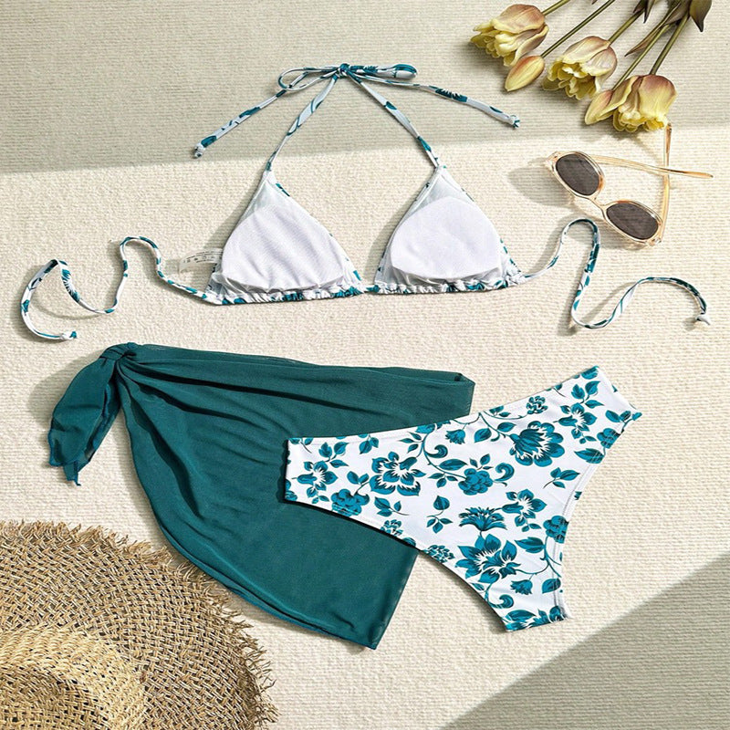 Damen Triangel-Bikini-Set mit floralem Muster und passendem Wickelrock Drune