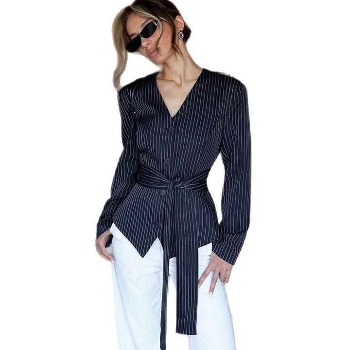 Damen Wickelbluse mit Knopfdetails Drune
