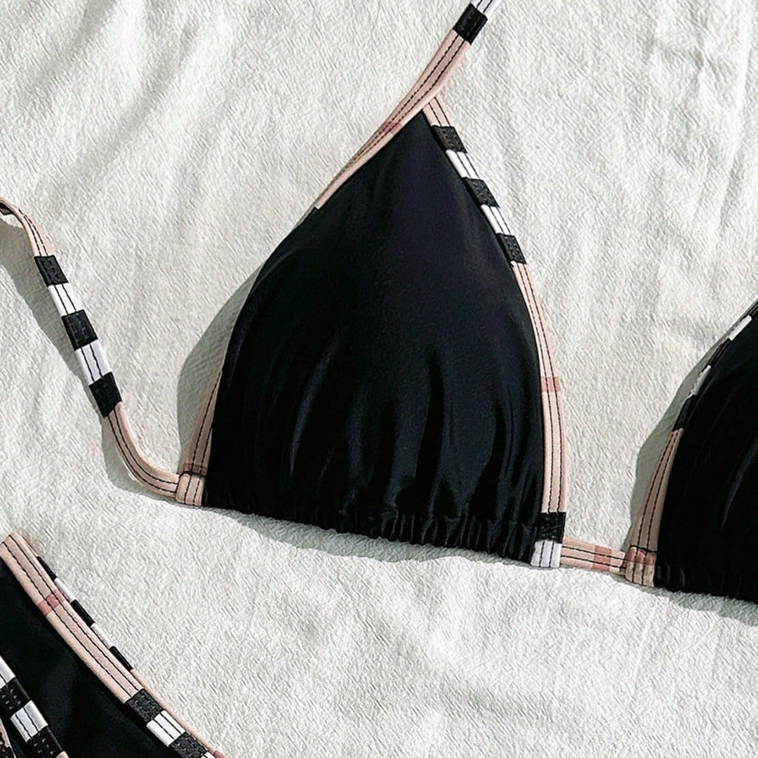 Damen Triangel-Bikini mit verstellbaren Trägern und eleganten Rüschendetails Drune
