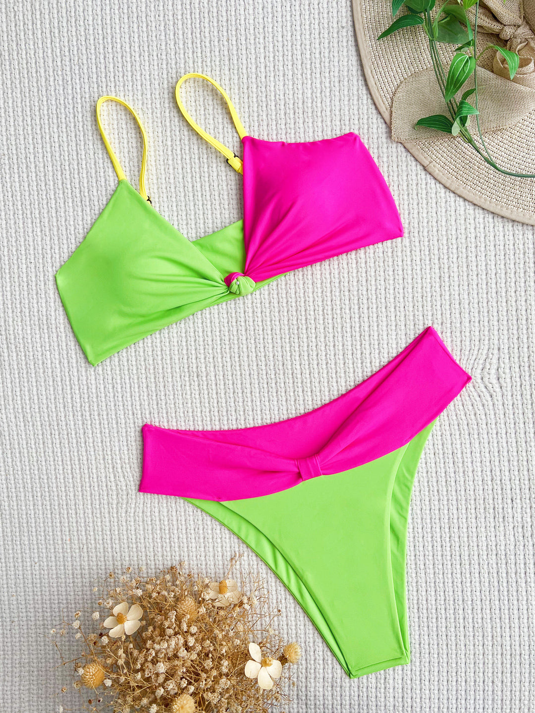 Damen Sportlich geschnittener Bikini mit verstellbaren Trägern Drune