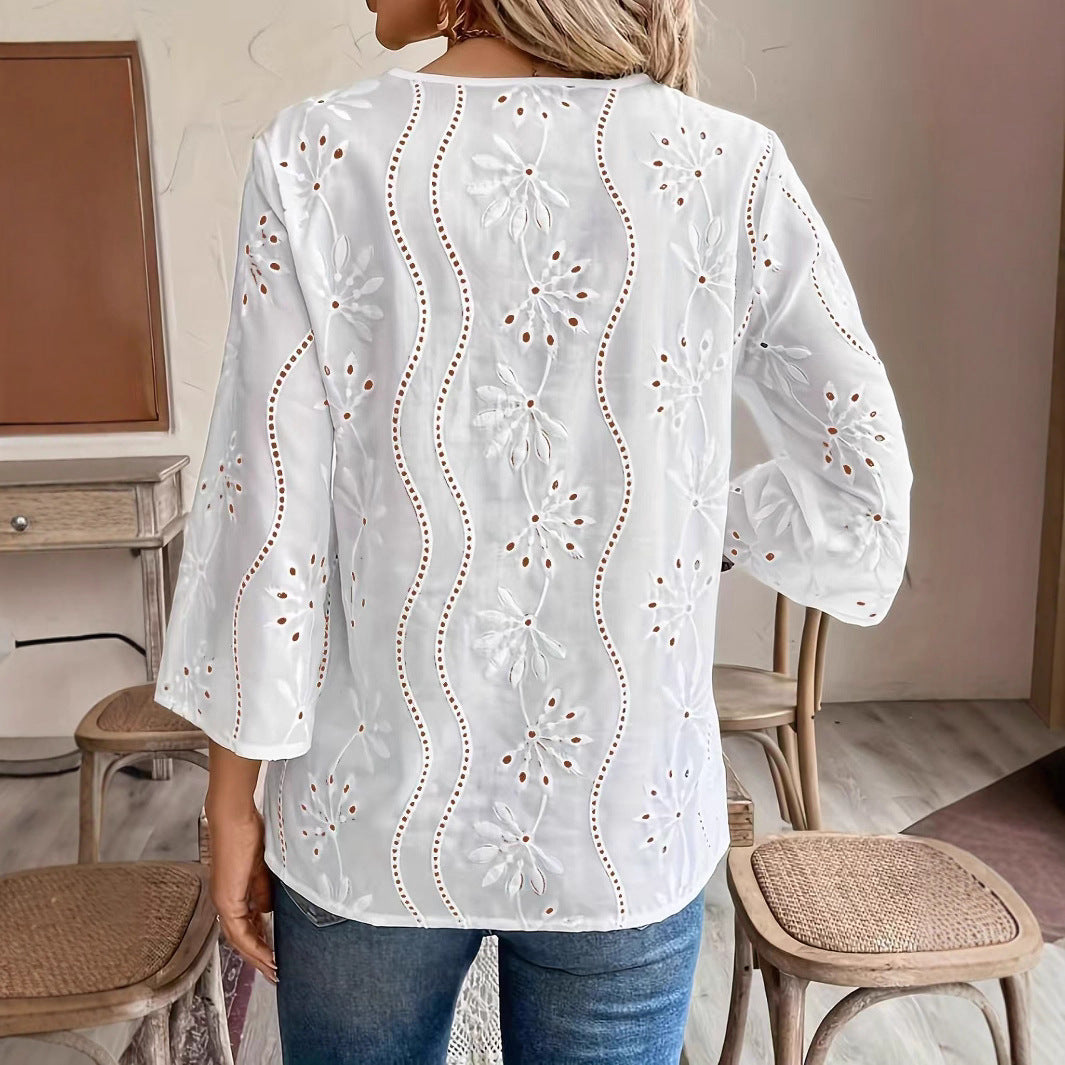 Damen bestickte Bluse mit elegantem V-Ausschnitt und 3/4-Ärmeln Drune