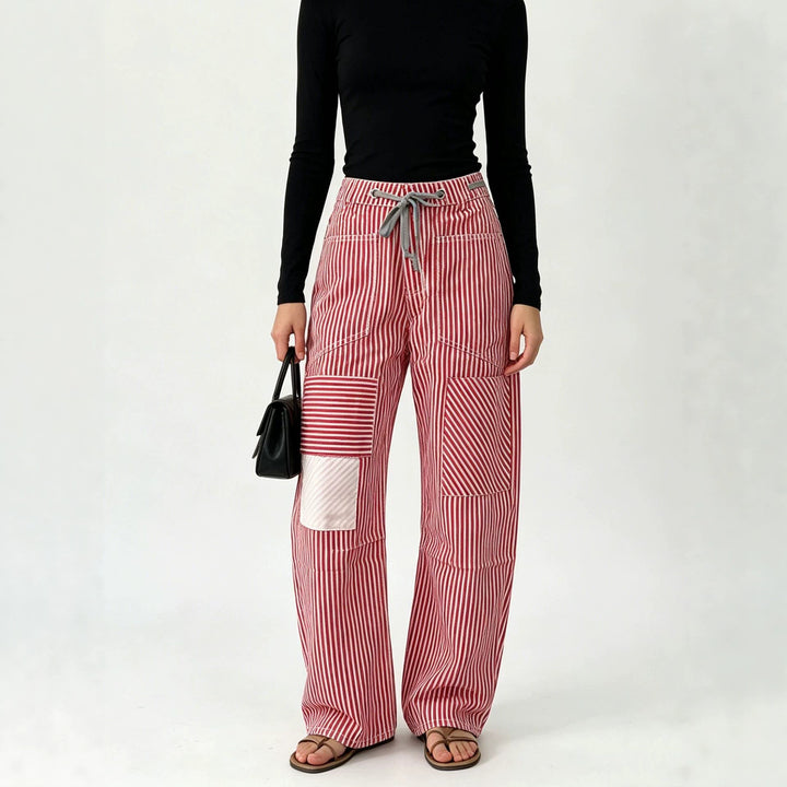 Damen nan High‑Waist Relaxed‑Hose mit vertikalem Streifenmuster, aufgesetzten Knie‑Patches und Kordelzug Drune