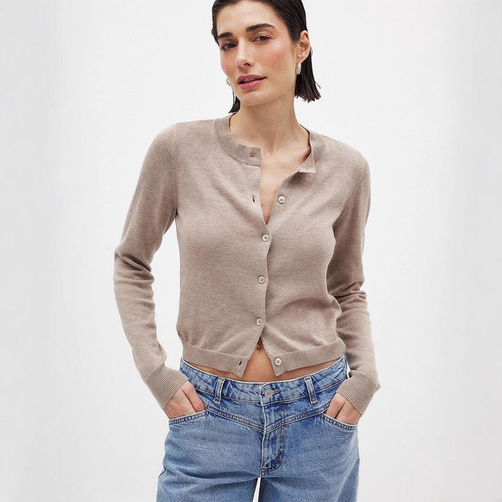 Damen Leichte Strickjacke mit Knopfverschluss und atraumatischem Schnitt Drune