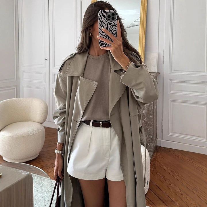 Damen eleganter Trenchcoat mit minimalistischem Design und praktischen Taschen Drune