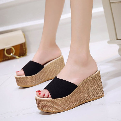 Damen Wedge-Pantoletten mit weichem Obermaterial und bequemer Sohle Heidi-Mode