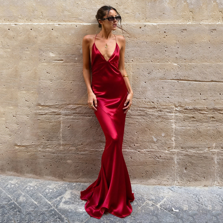 Damen Maxi-Kleid mit tiefem V-Ausschnitt und fließendem Saum Drune