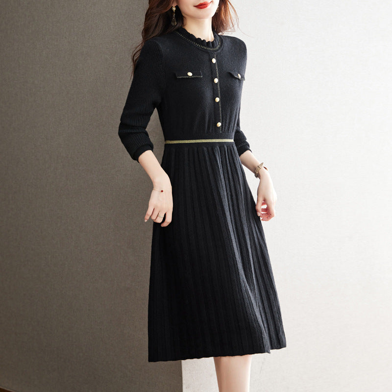 Damen Strickkleid mit eleganter Rückenansicht und hochgeschlossenem Kragen Drune