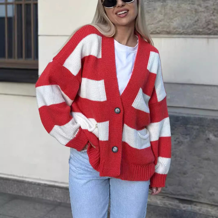 Damen kuschelige Oversized Strickjacke mit modernen Streifen und Taschen Drune