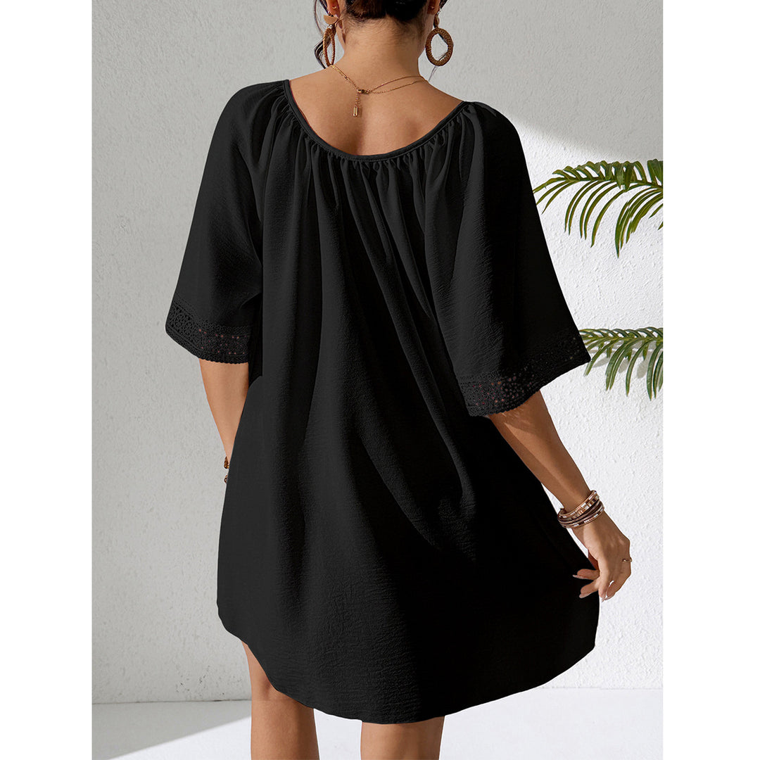 Damen Häkelstrandkleid mit elegantem V-Ausschnitt und luftigen Ärmeln Drune