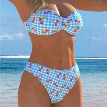 Damen Bandeau-Bikini mit verspieltem Karomuster und fruchtigem Print Drune