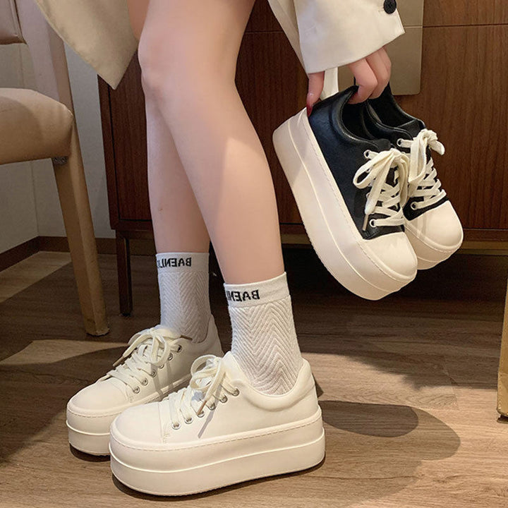 Damen Plateausneaker mit modischer Schnürung und komfortablem Innenfutter Drune