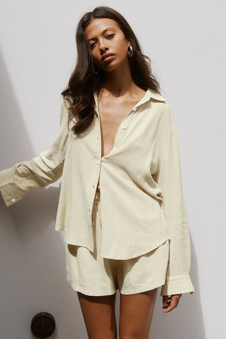 Damen lässiges Zweiteiliges Set mit luftiger Bluse und Shorts Drune