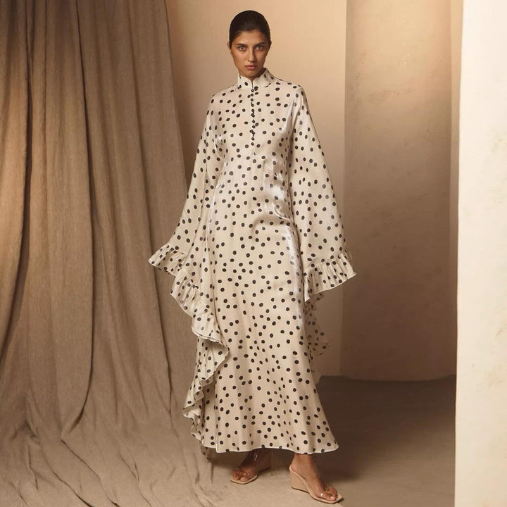 Damen Maxikleid mit auffälligen Punkten und trendigem Rüschen-Design Drune