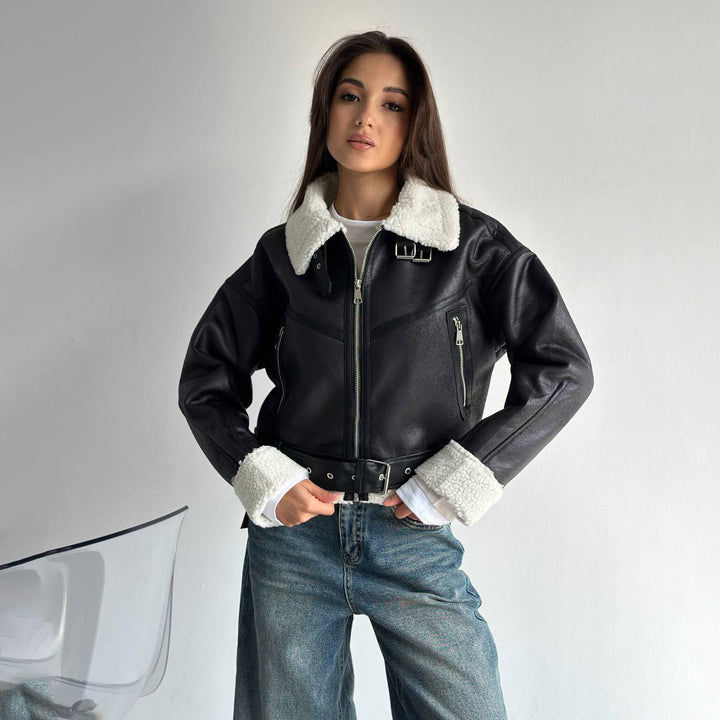 Damen Kunstlederjacke mit hochwertigem Fleece-Futter und figurformendem Gürtel Drune