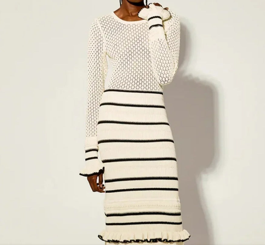 Damen Strickmaxikleid mit raffiniertem Lochmuster und kontrastierendem Streifen Drune