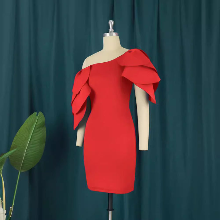 Damen figurbetontes Kleid mit asymmetrischen Rüschen Drune