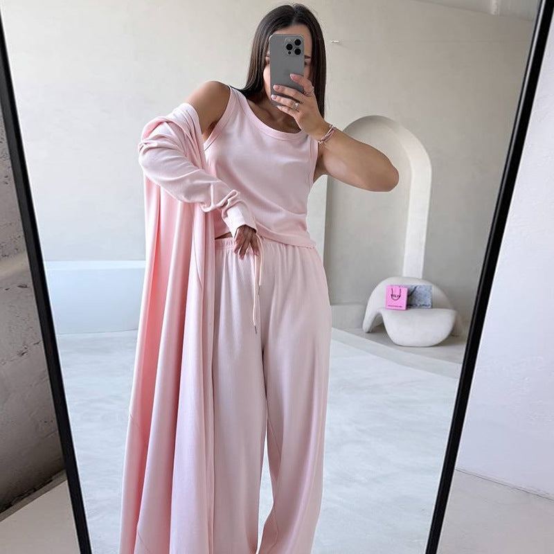 Damen Loungewear-Kombination mit weitem Schnitt und cropped Oberteil Drune