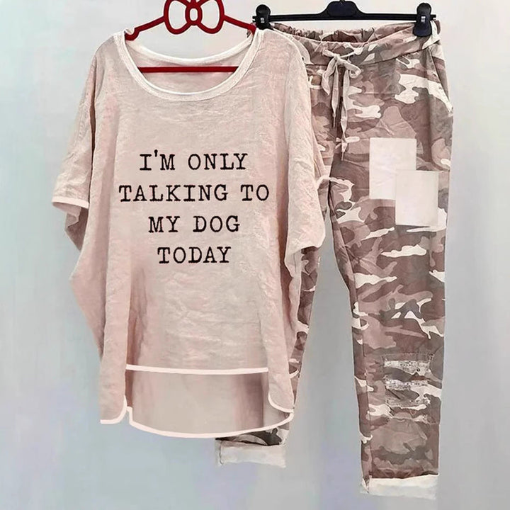 Damen nan weites Freizeit-Set mit Spruchaufdruck, weit geschnittenem Langshirt und Camouflage-Jogginghose Drune