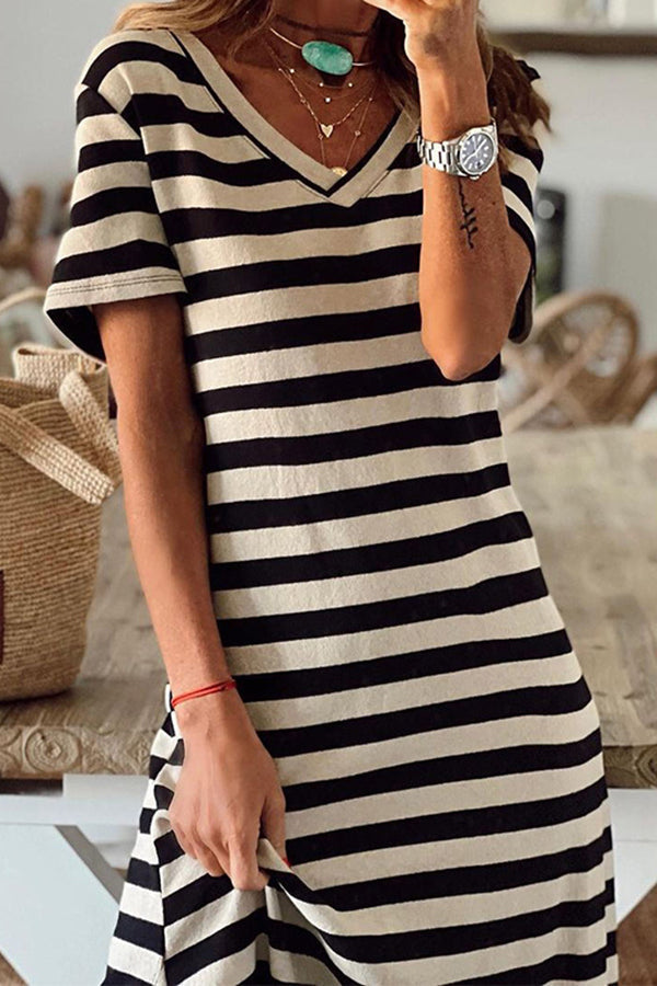 Drune | Streifen V-Ausschnitt Split Maxi Kleid