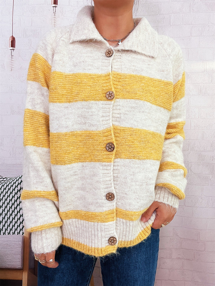 Damen gemütliche Strickjacke mit dekorativen Holzknochen und breiten Streifen Drune