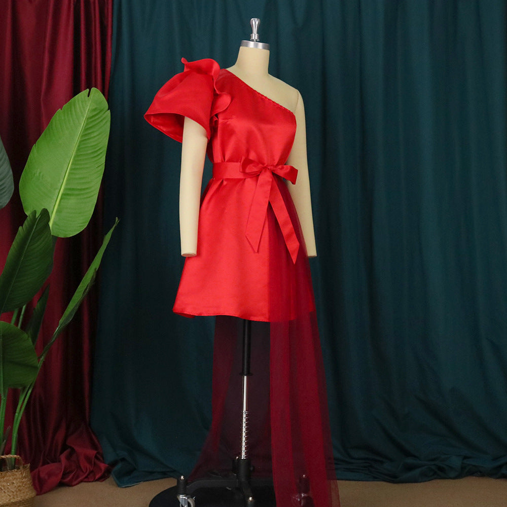 Damen Abendkleid mit asymmetrischem Oberteil und schwingendem Tüll-Akzent Drune