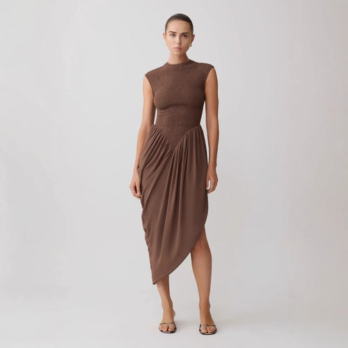 Damen Elegantes asymmetrisches Kleid mit strukturiertem Oberteil und fließendem Rock Drune