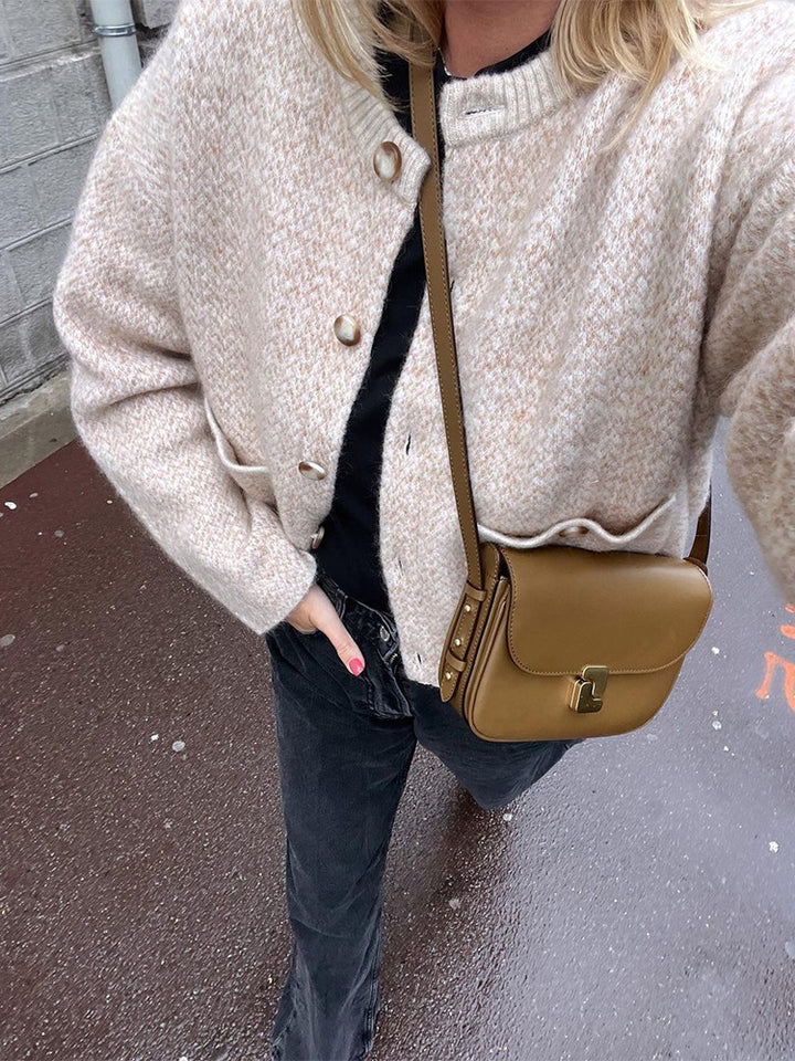 Damen kuschelige Strickjacke mit eleganten Knopfdetails Drune