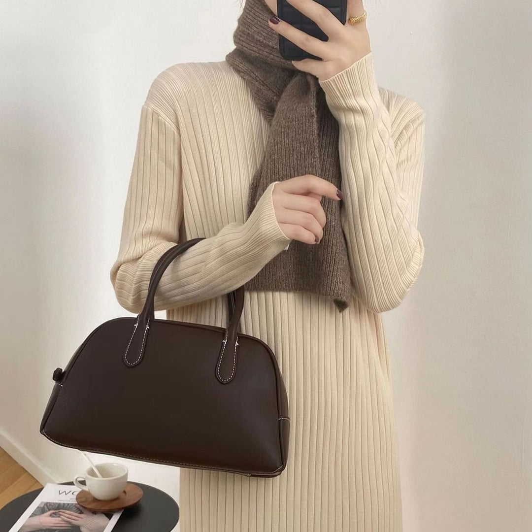 Damen Strickkleid mit hochgeschlossenem Kragen und angesagter Fransenverzierung Drune