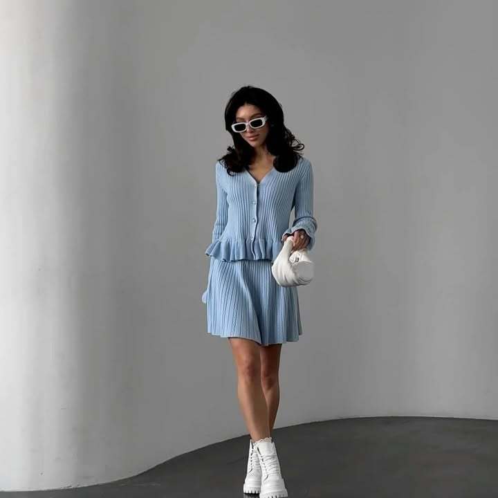 Damen lässiges Kleid mit Plissee und Peplum Drune
