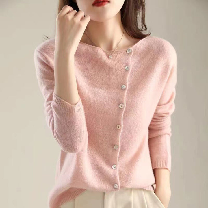 Drune | Classic long-sleeved sweater with buttons