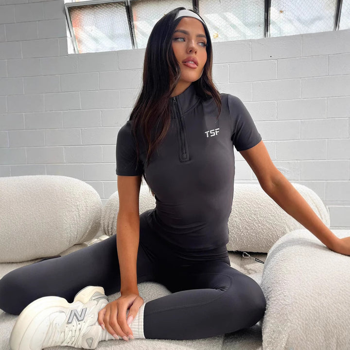 Damen Sportlicher Kurzoverall mit funktionalem Reißverschluss und figurbetonendem Schnitt Drune