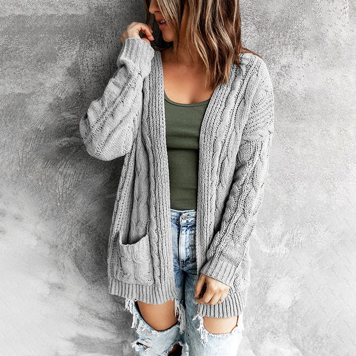 Damen Strickjacke mit modernem Zopfmuster und praktischen Taschen Drune