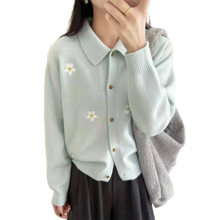 Damen Strickjacke mit floralen Applikationen und klassischem Kragen Drune