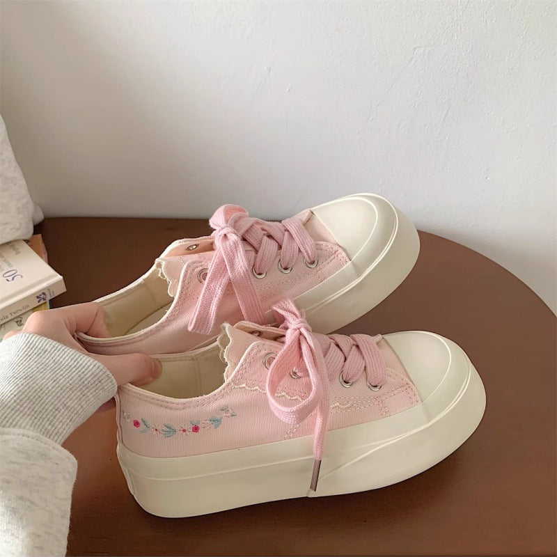 Damen Plateau-Sneaker mit floralen Applikationen und strapazierfähigem Obermaterial Drune