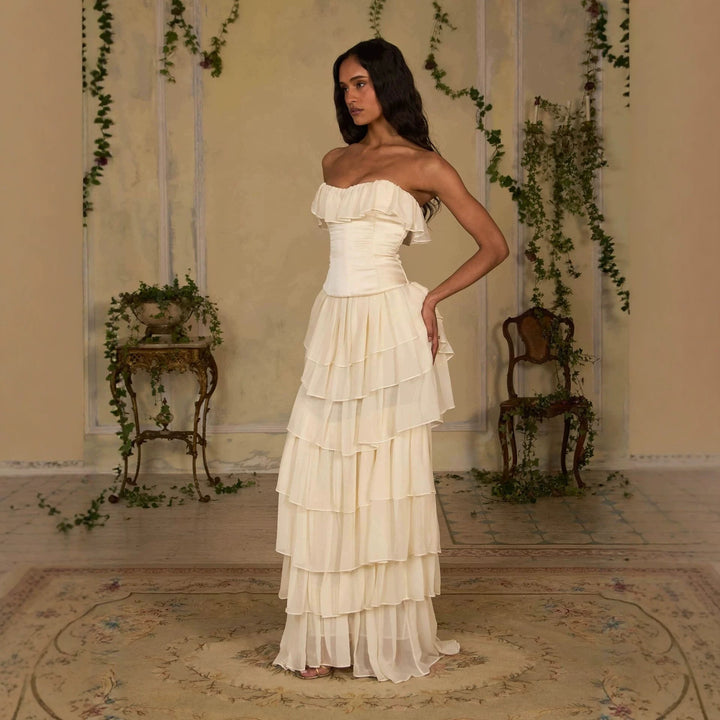 Damen Elegantes, schulterfreies Maxikleid mit fließenden Rüschen Drune
