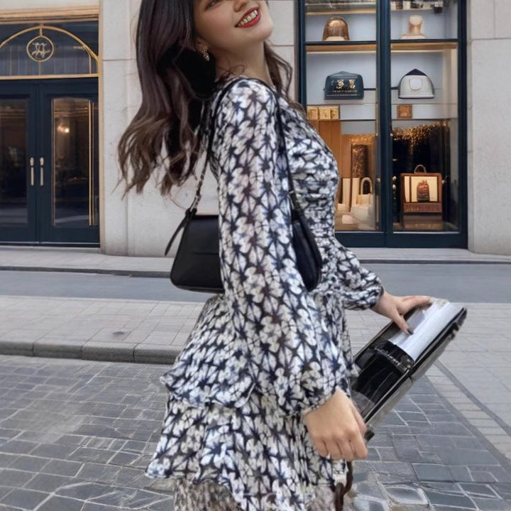 Damen fließendes Sommerkleid mit voluminösem Rock und Rüschendetails Drune
