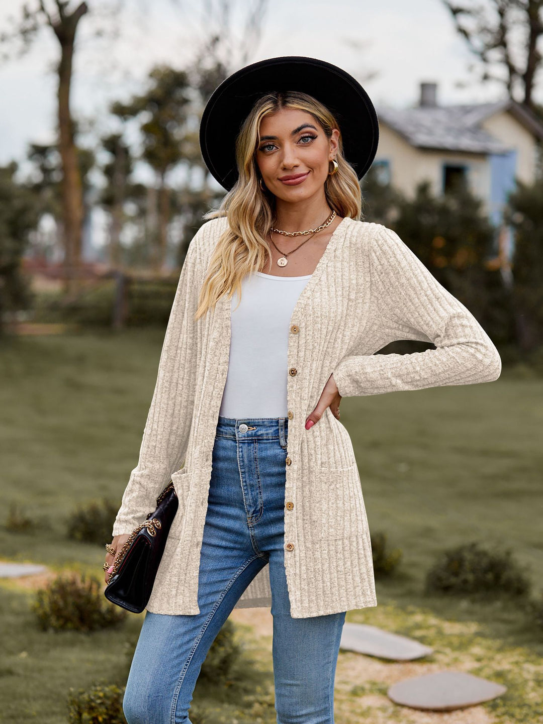 Damen Strickjacke mit vertikalem Rippenmuster und Taschen Drune