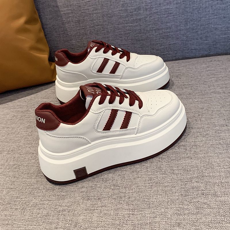Damen Plattform Sneakers mit verstärkter Dämpfung und sportlichem Design Drune