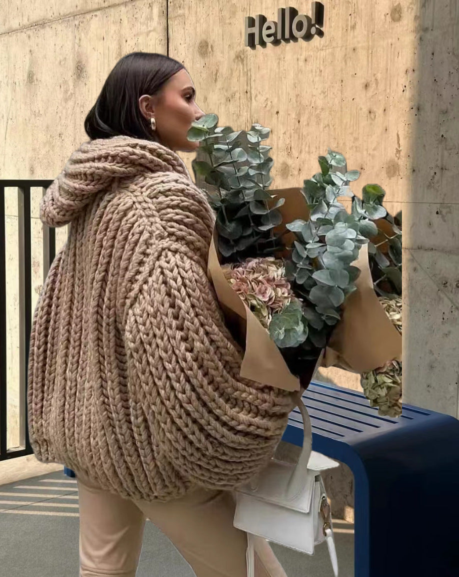 Damen Grobstrick-Hoodiejacke mit oversized Passform und tiefem Kragen Drune