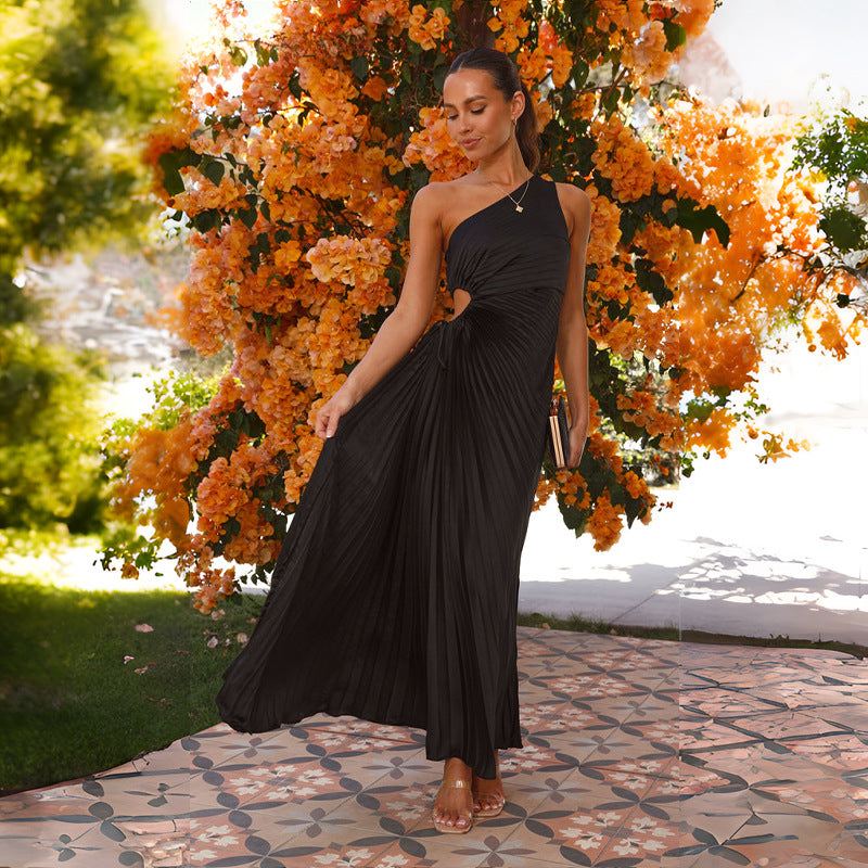 Damen Plissee-Maxikleid mit asymmetrischem Ausschnitt und seitlichem Cut-Out Drune
