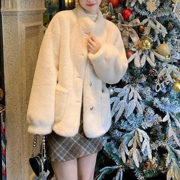 Damen Flauschige Jacke mit goldenen Knöpfen Drune