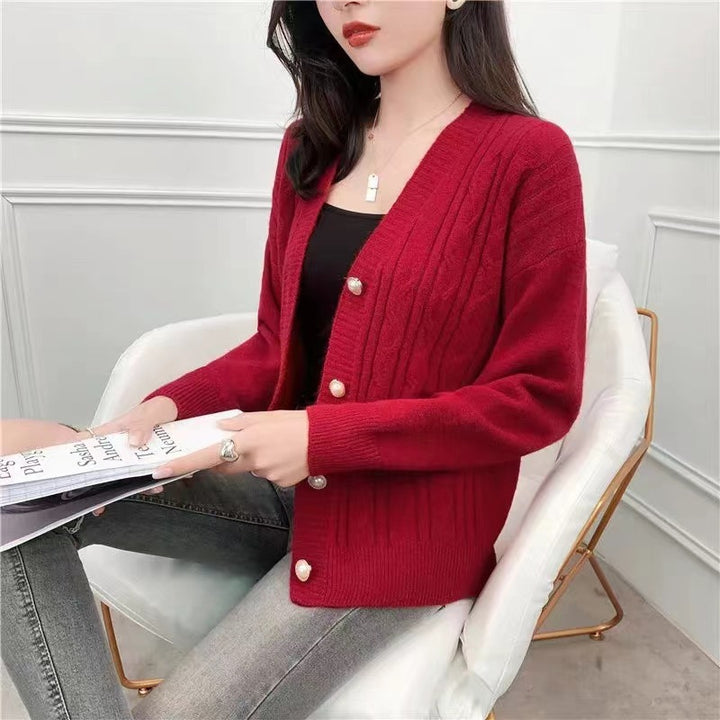 Damen Strickjacke mit elegantem Zopfmuster und hochwertigen Knopfdetails Drune