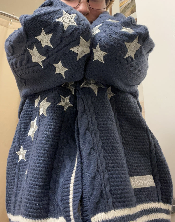 Damen Grobstrickjacke mit Sternen-Details und dekorativen Knöpfen Drune
