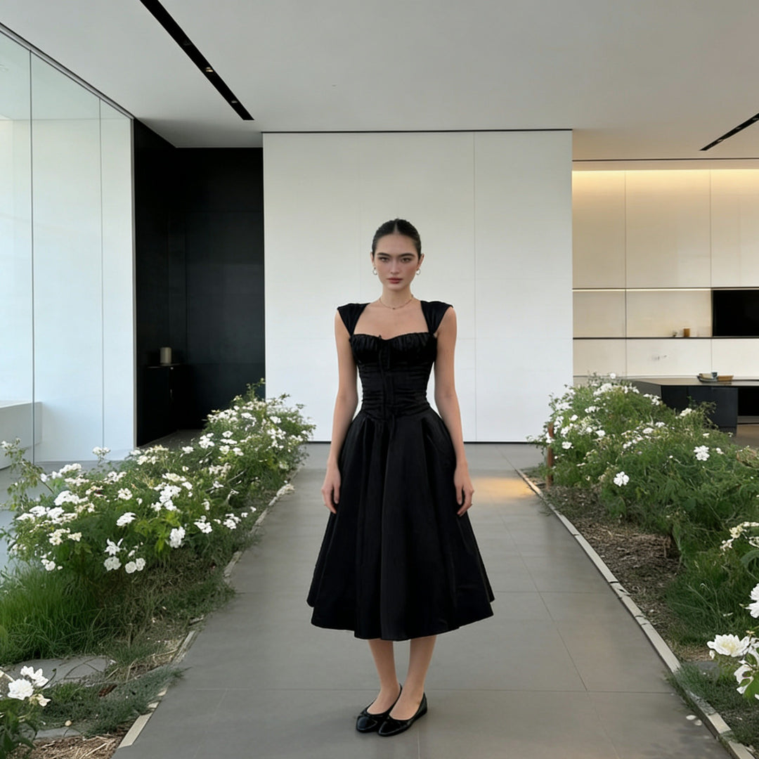 Damen Elegantes Ballkleid mit Raffungen und trägerlosem Oberteil Drune